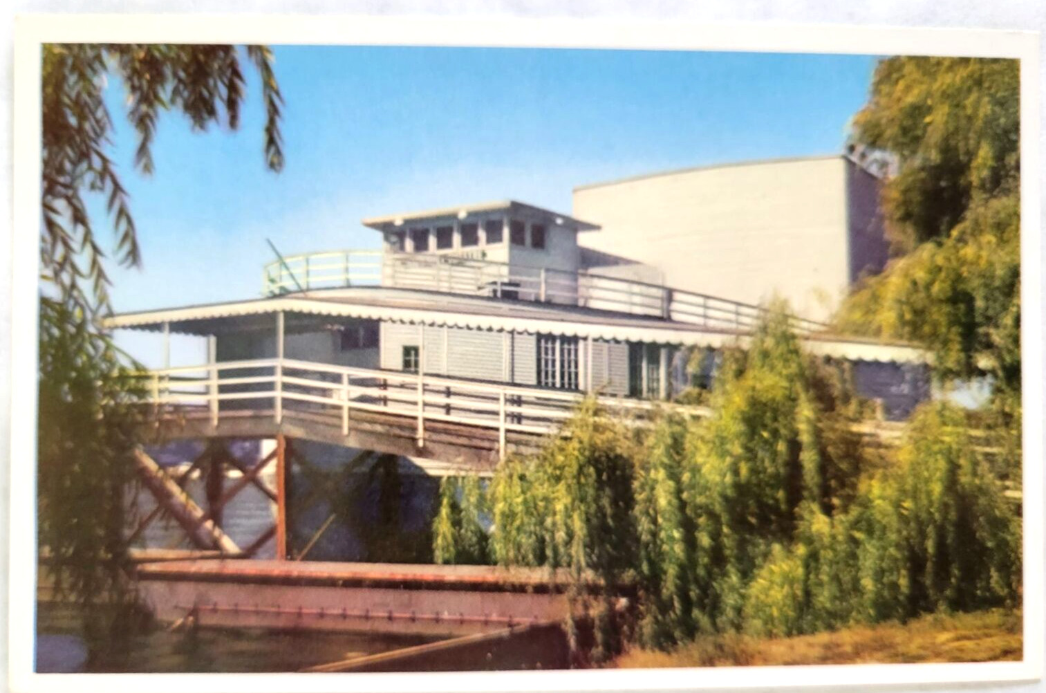 Famous Show Boat Theatre University of Washington Seattle Postcard Unposted