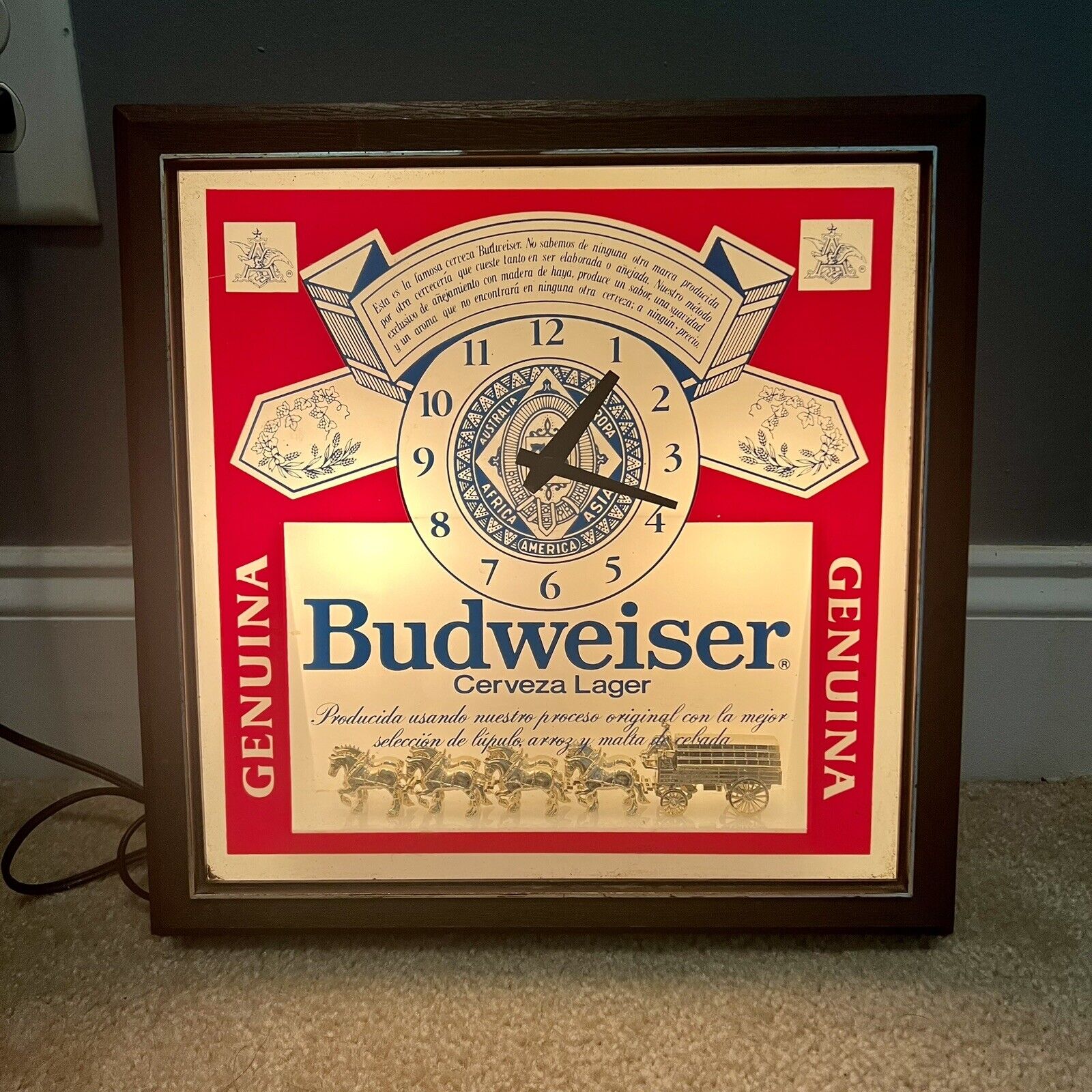 RARE Vintage Budweiser Cerveza Lager Beer Light Up Clock Sign Clydesdales WORKS