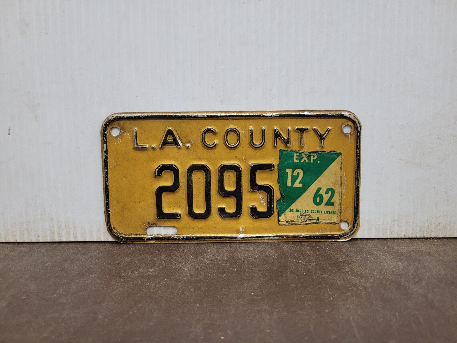 1962  California LA COUNTY PERMIT  License Plate Tag