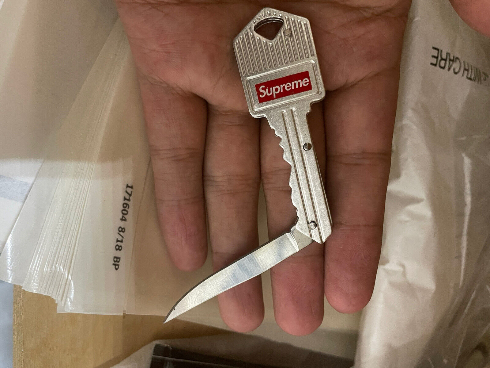 Supreme SS17 Keychain Knife