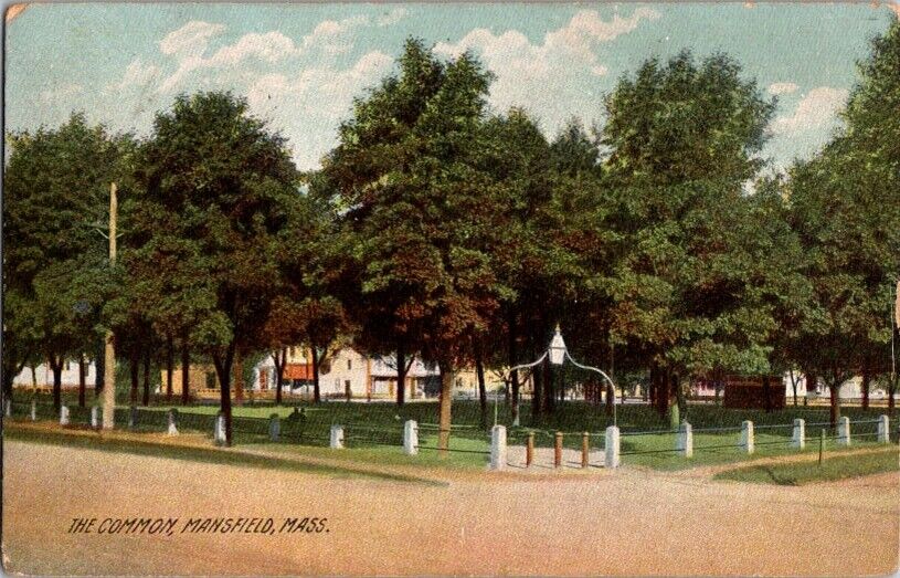 Vintage Postcard The Commons Park Mansfield  MA Massachusetts c.1907-1915   M626
