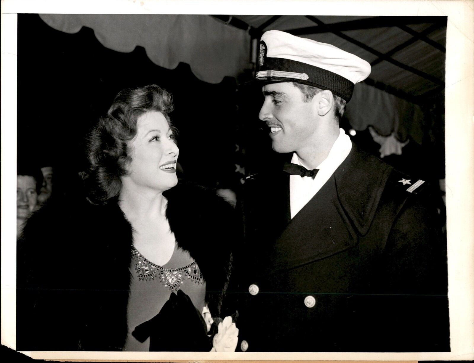 LD289 1943 Orig Photo GREER GARSON & RICHARD NEY @ MADAME CURIE OPENING GRAUMANS