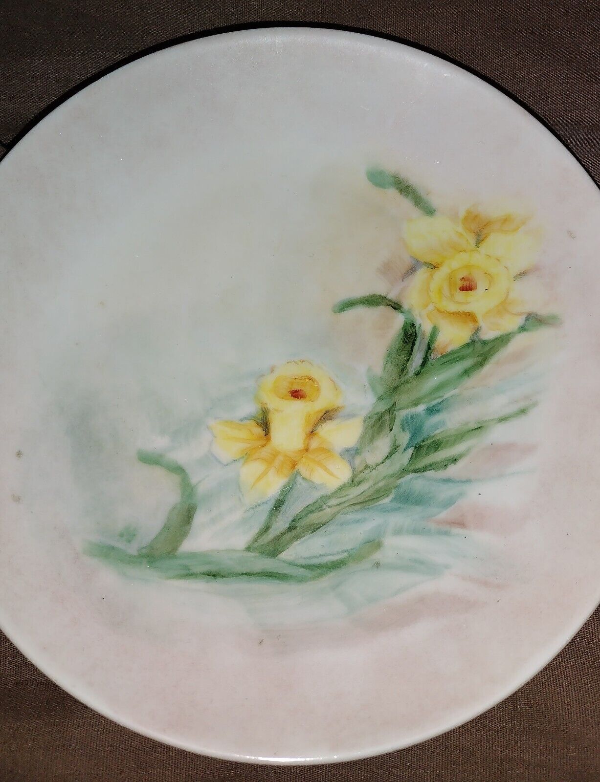 Vintage Chinese Daffodil Saucer