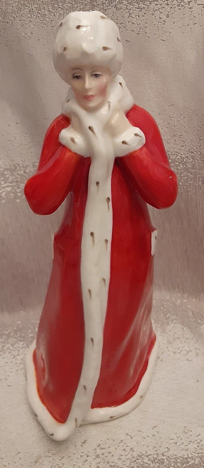 Vintage Royal Doulton Figurine Wintertime HN3060 England