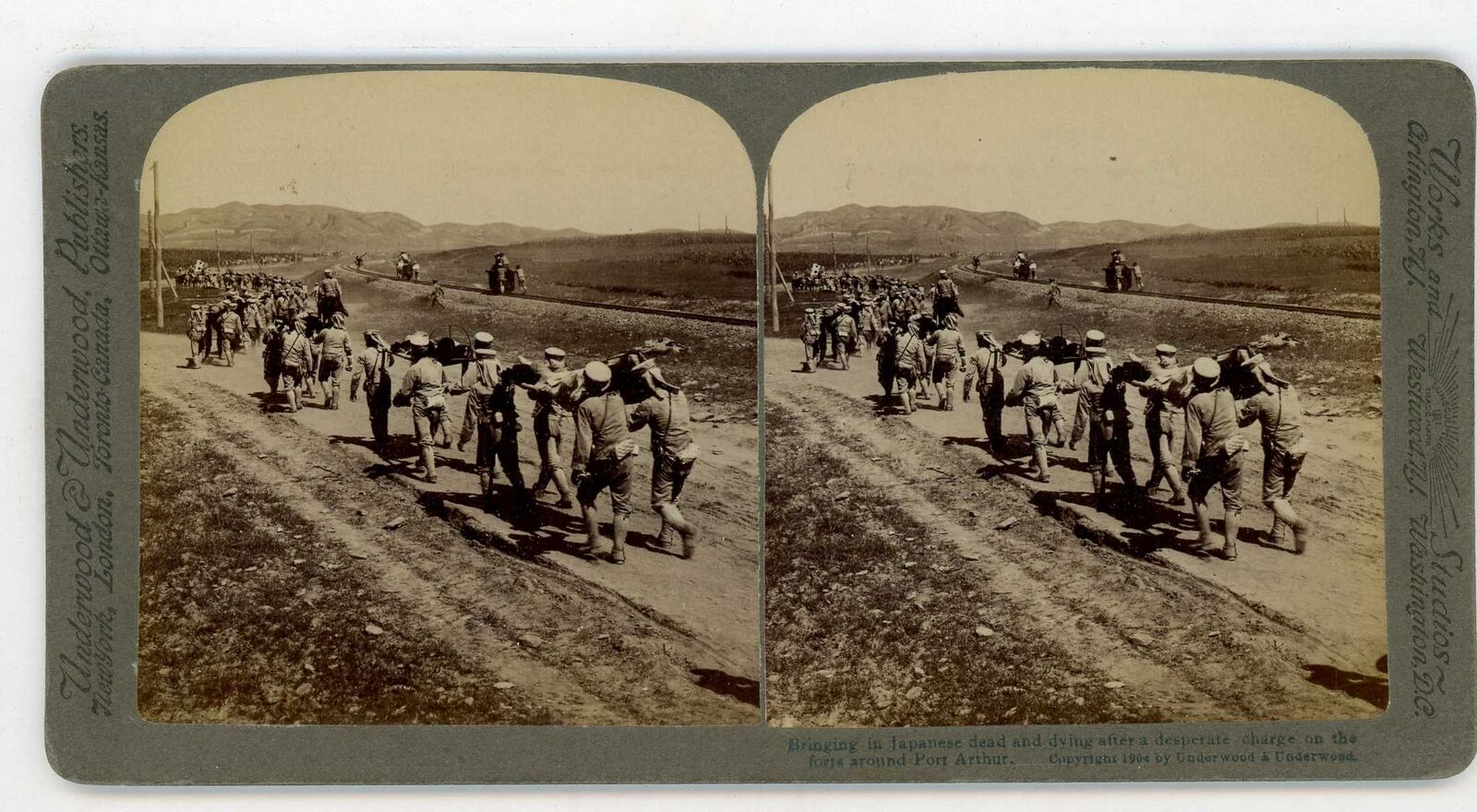 Russo Japanese War JAPANESE BRINGING IN THE DEAD & DYING Stereoview1 314_54