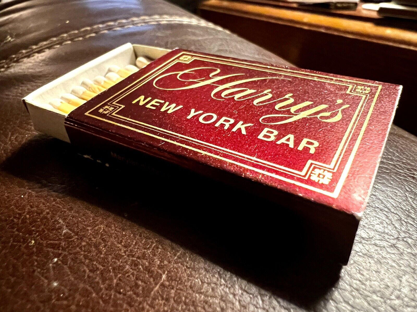 Harry’s New York Bar, Helmsley Hotel, Full Unstruck Matchbox