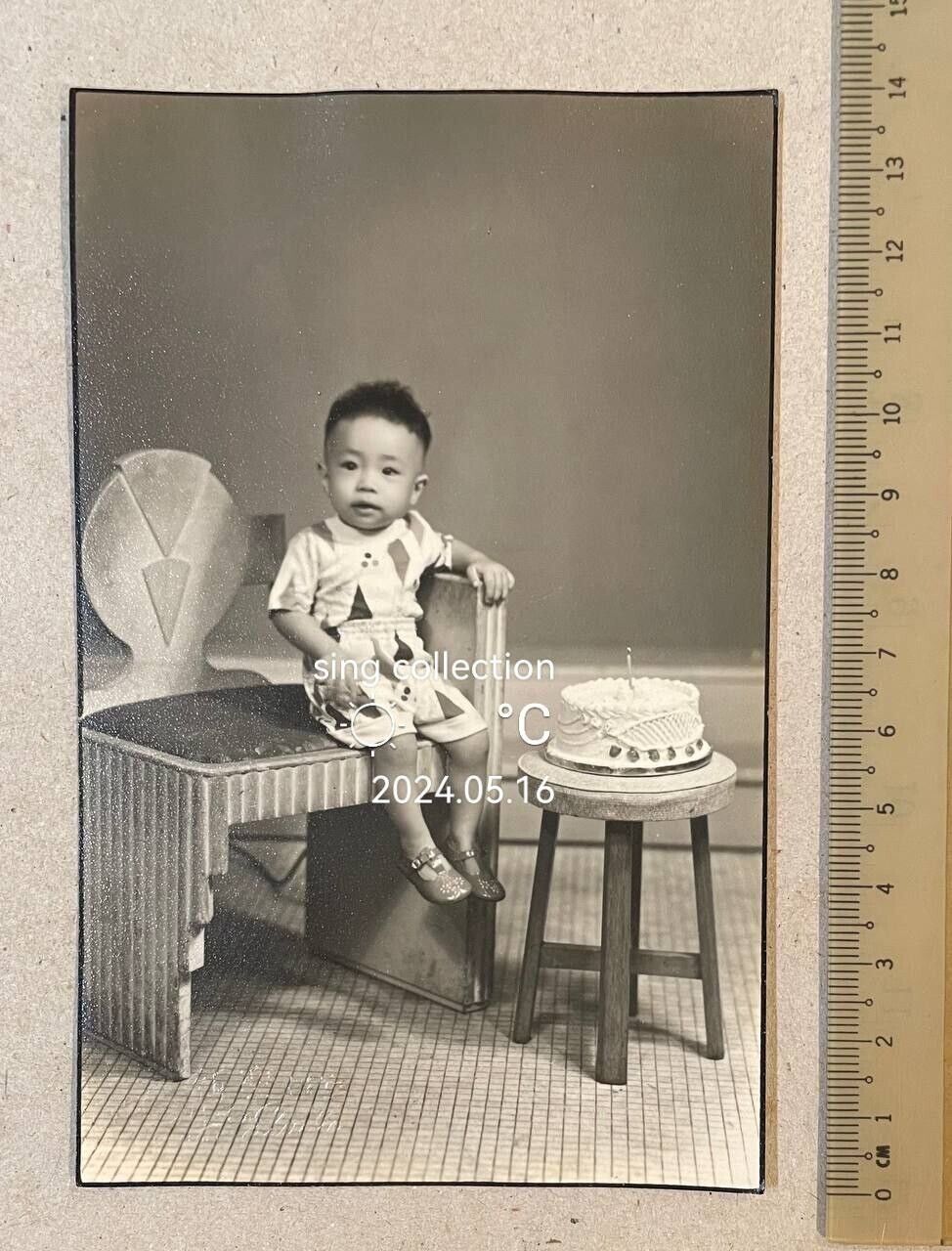 OPS original Chinese little boy celebrating birthday studio photo Art Deco furni