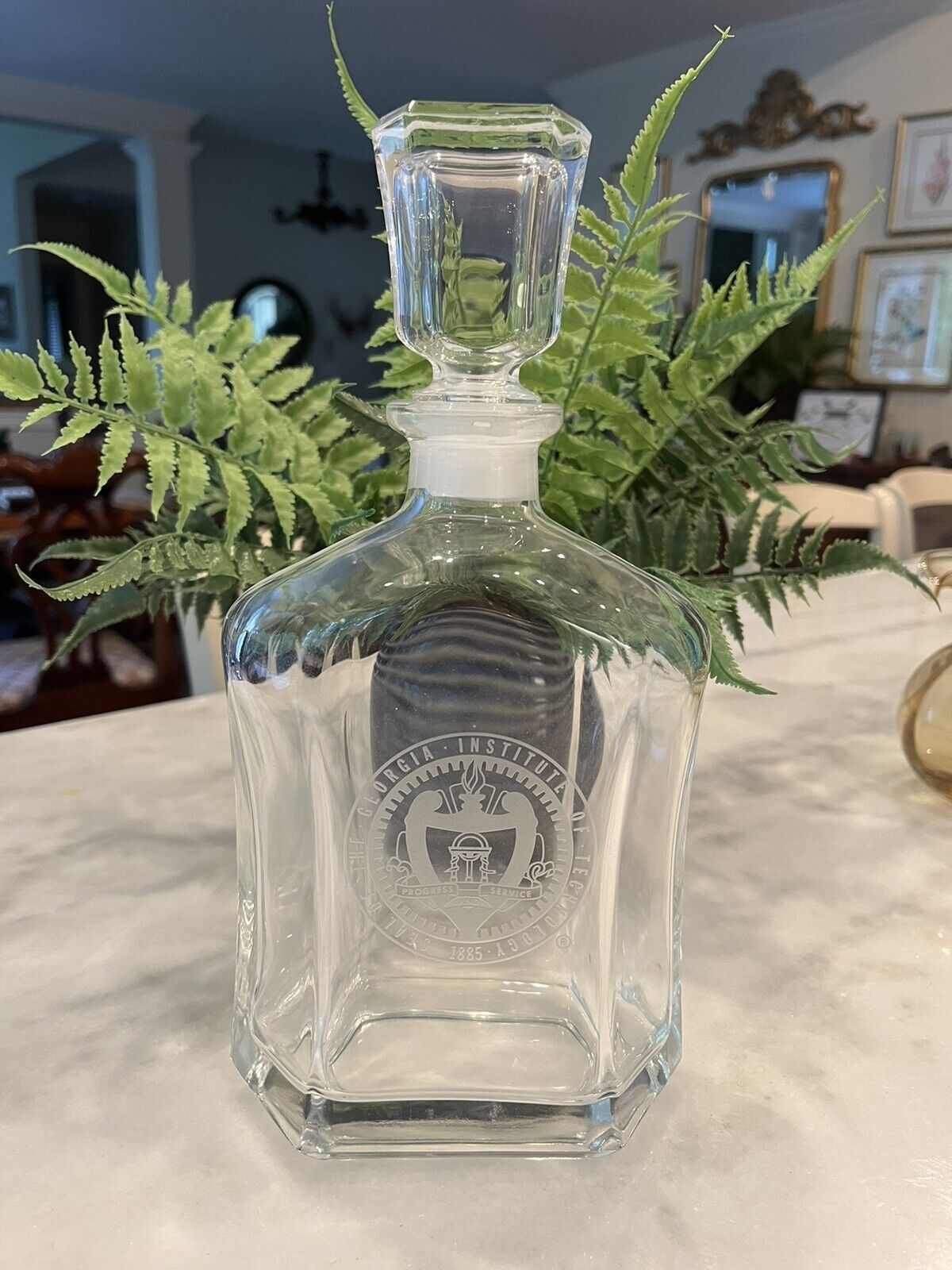Georgia Tech Glass Decanter with Stopper ACC Whiskey Scotch Grad Gift Go Jackets