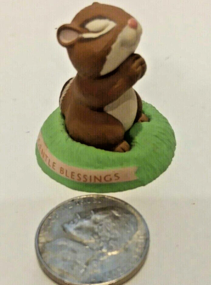 1992 Hallmark Vintage Merry Miniatures Gentle Blessings Praying Chipmunk Grass