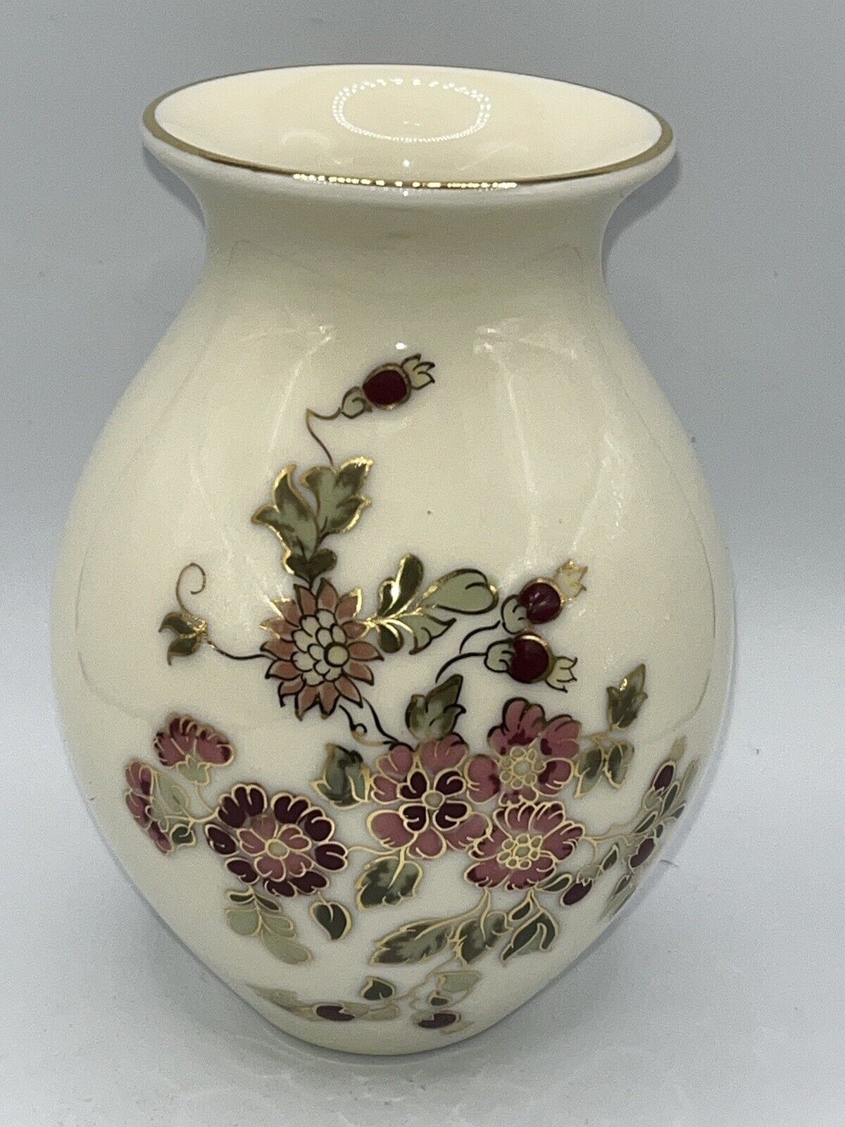 Vintage Zsolnay Hungary Hand Painted 5” Porcelain Floral Bud Vase Gold Trim