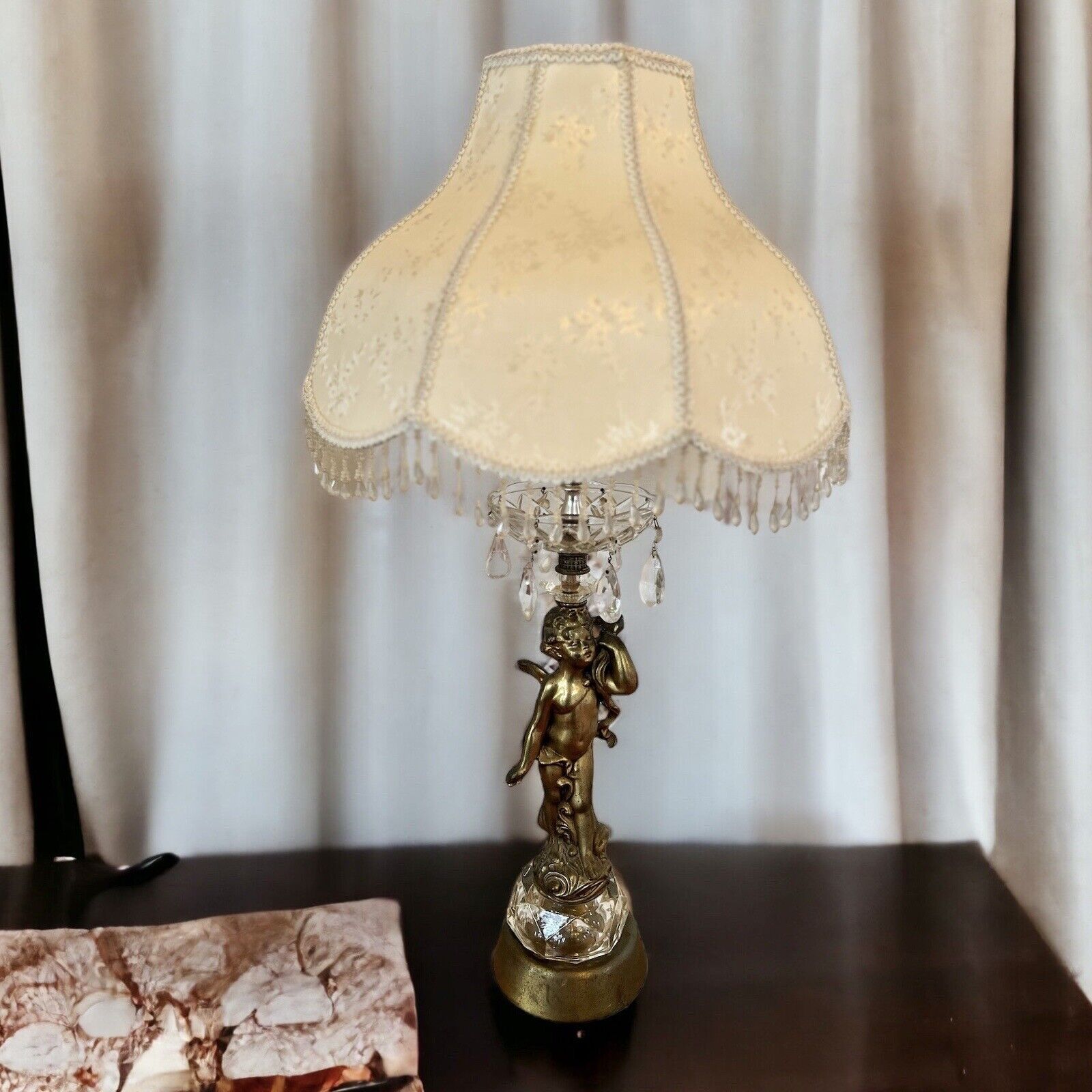 VTG Hollywood Regency Large Gold Cherub Lamp Cream Beaded Shade Crystals Glamour