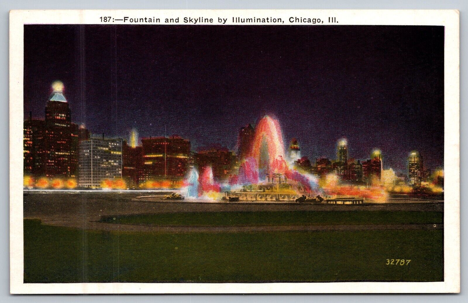 IL Postcard Fountain & Skyline By Illumination Chicago, Illinois Unposted