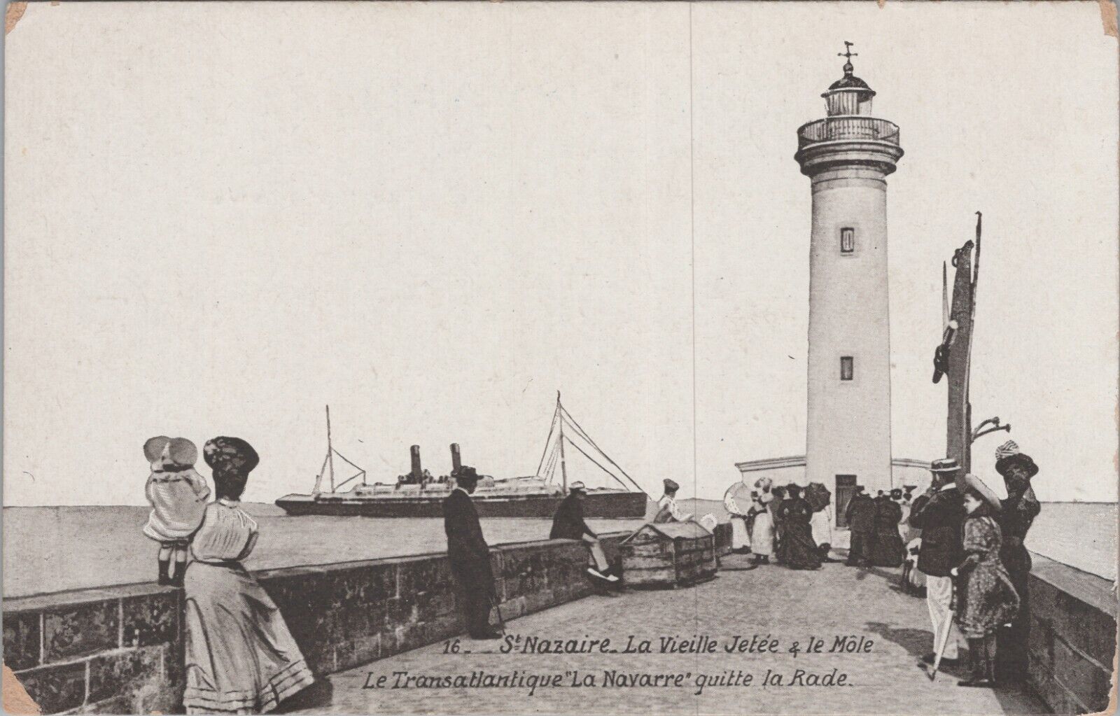 c1910s Postcard Lighthouse S Nazaire. La Vieille Jetée & le Mole UNP B4444d3.5