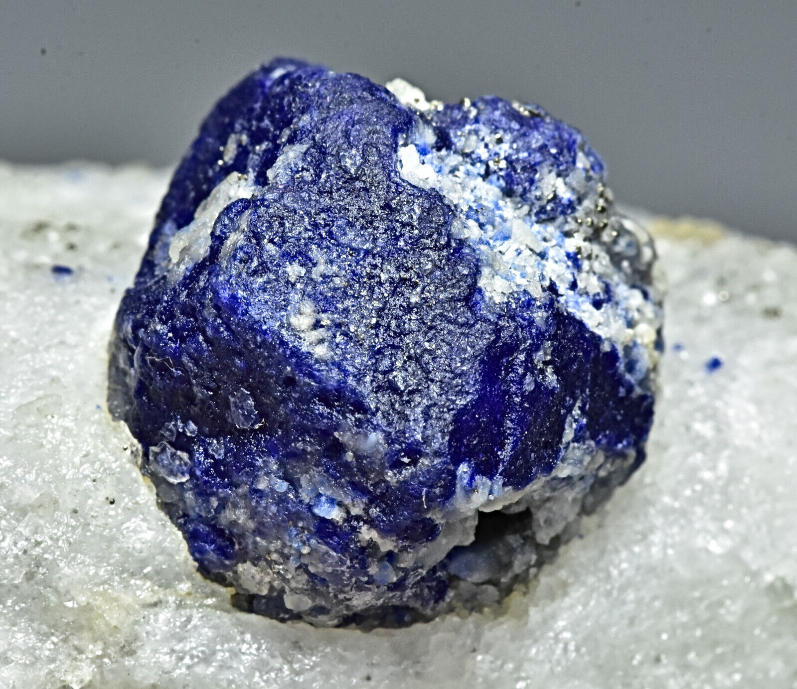 Lazurite Crystal Specimen From Badakhshan Afghanistan 107 Gram