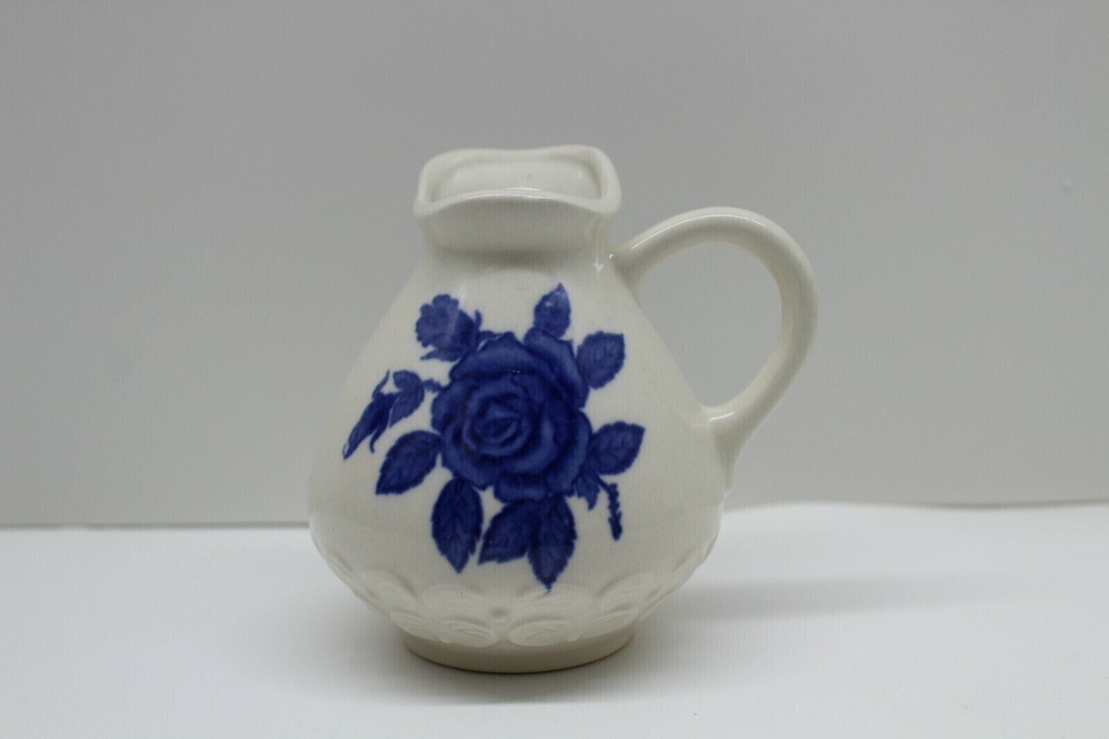 Left Handed Lefty Syrup Pitcher Lugenes Ceramic White Blue Roses 4 in Japan 1983