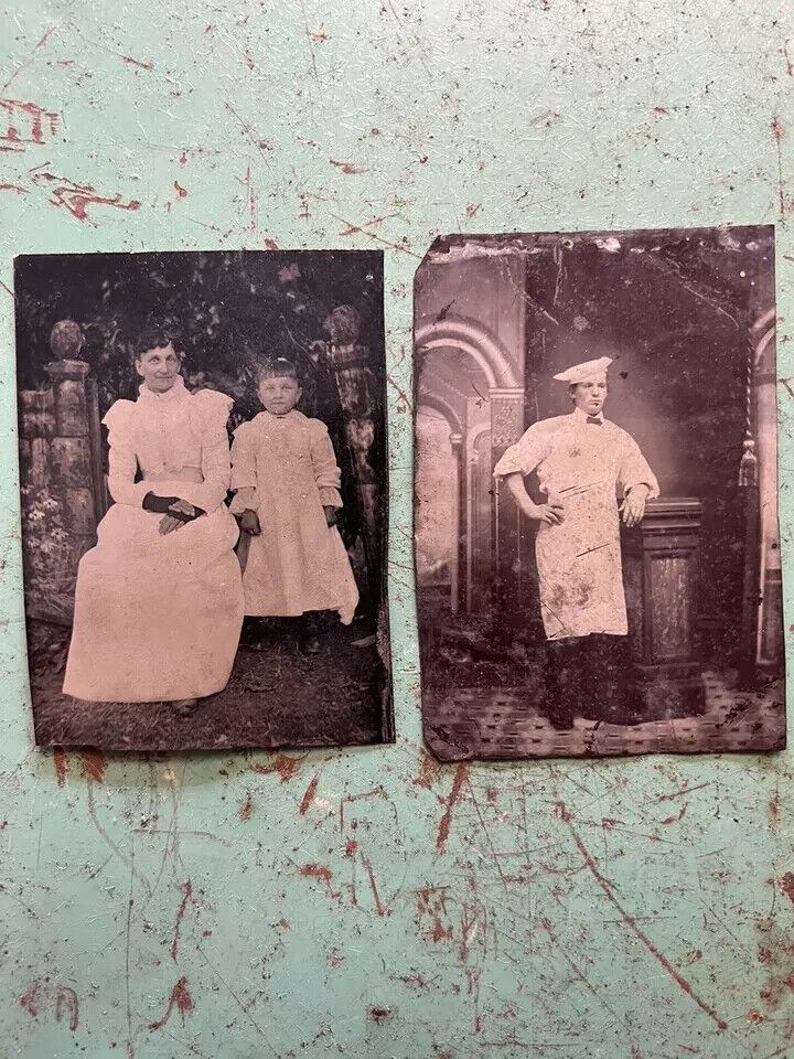 Pair Of Antique Late 1800s 1/6th Plate Tintype Photos