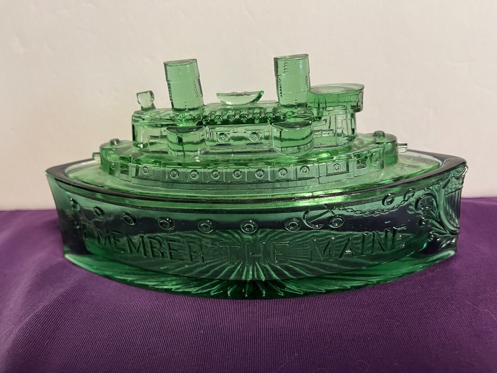 Vintage Remember The Maine Ship. Green Glass. 7 By 4” Covered Dish
