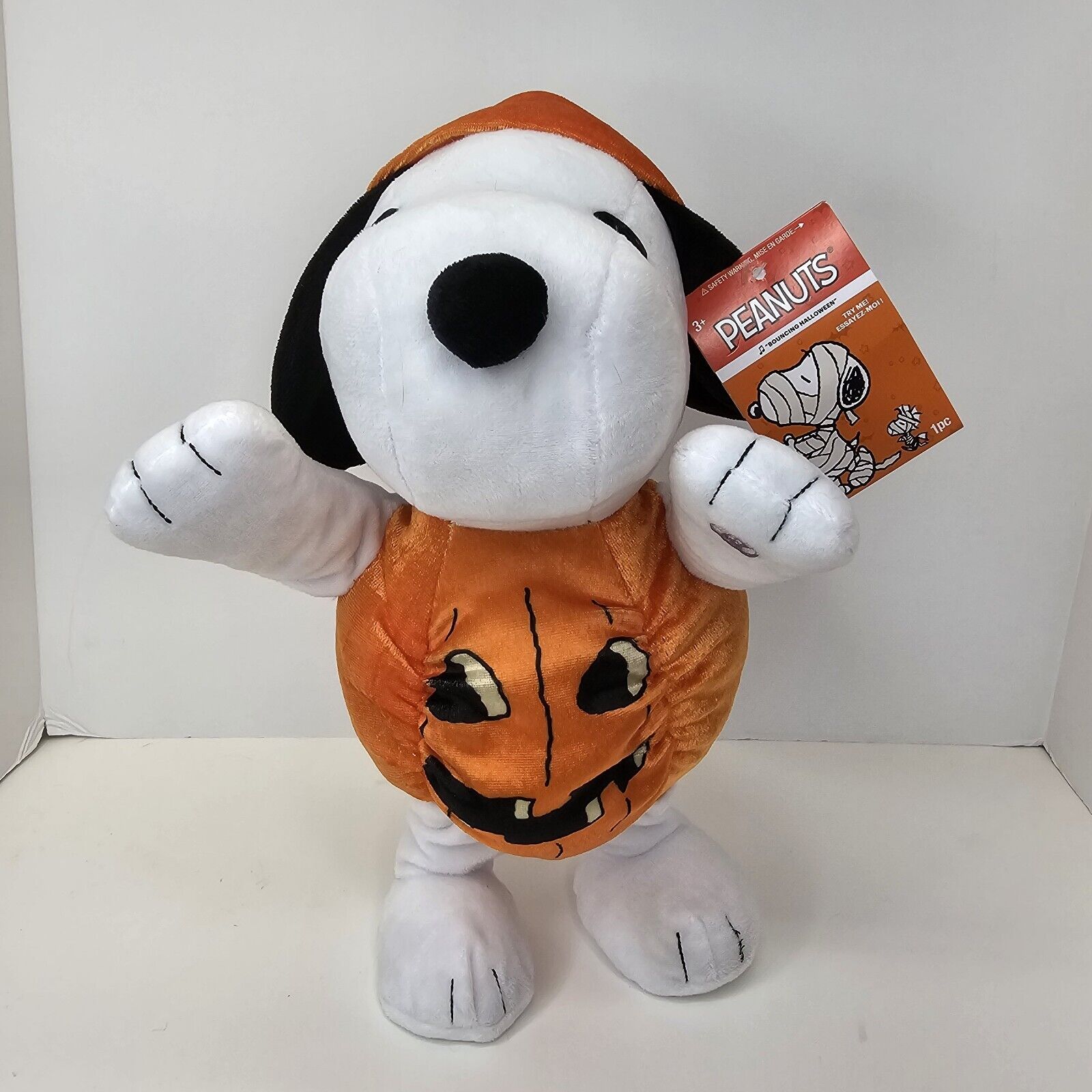 Peanuts Snoopy Side Stepper Halloween Pumpkin Musical Dancing Plush Gemmy