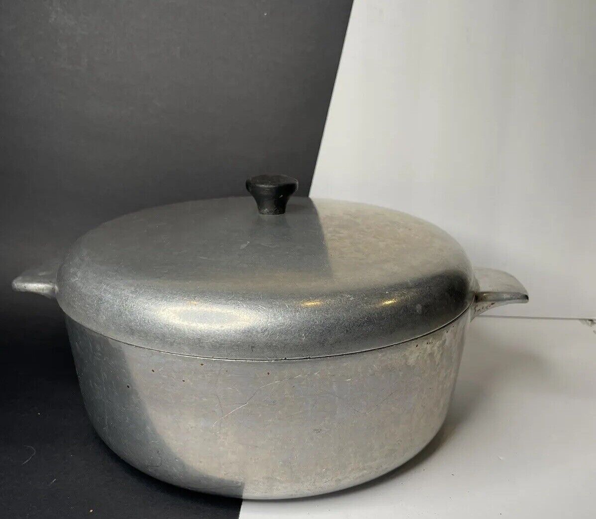 Vintage Heritage Cast Aluminum Large Stock Pot Soup Lidded Pan Chicken Fryer