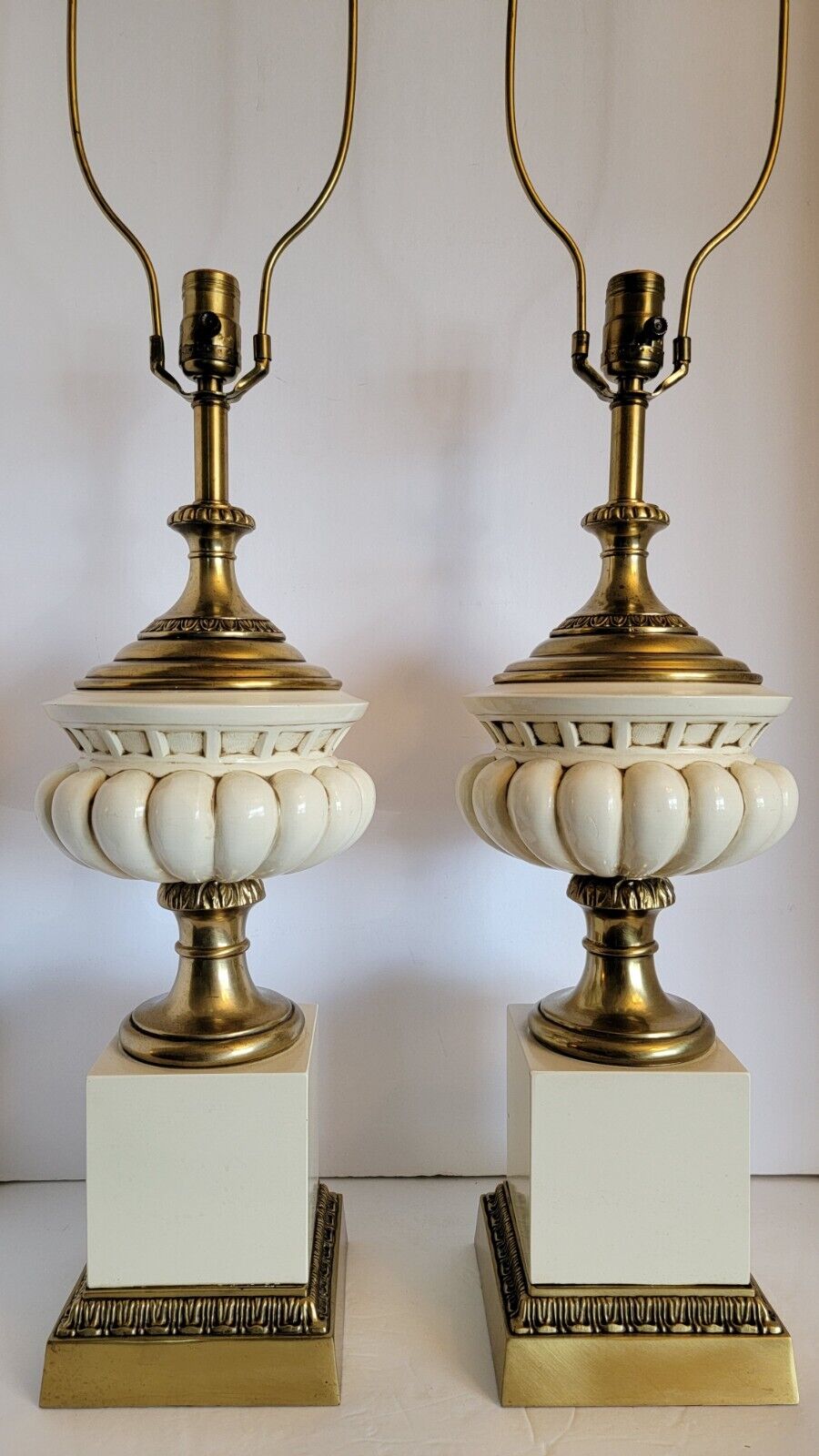 Pair Vtg Mid Century Brass & Beige Urn Pedestal Hollywood Regency Table Lamps