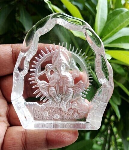 Crystal Quartz Sphatik Hindu Elephant God Ganesha Ganesh Engraving Puja Idol