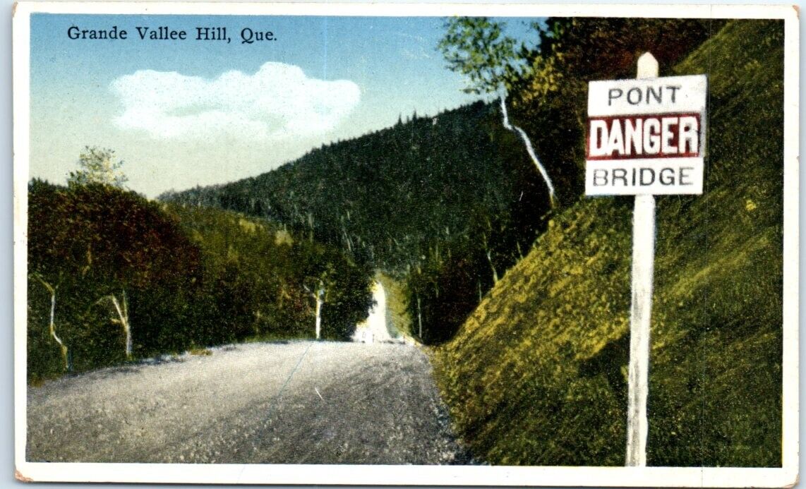 Postcard - Grande Vallee Hill - Canada