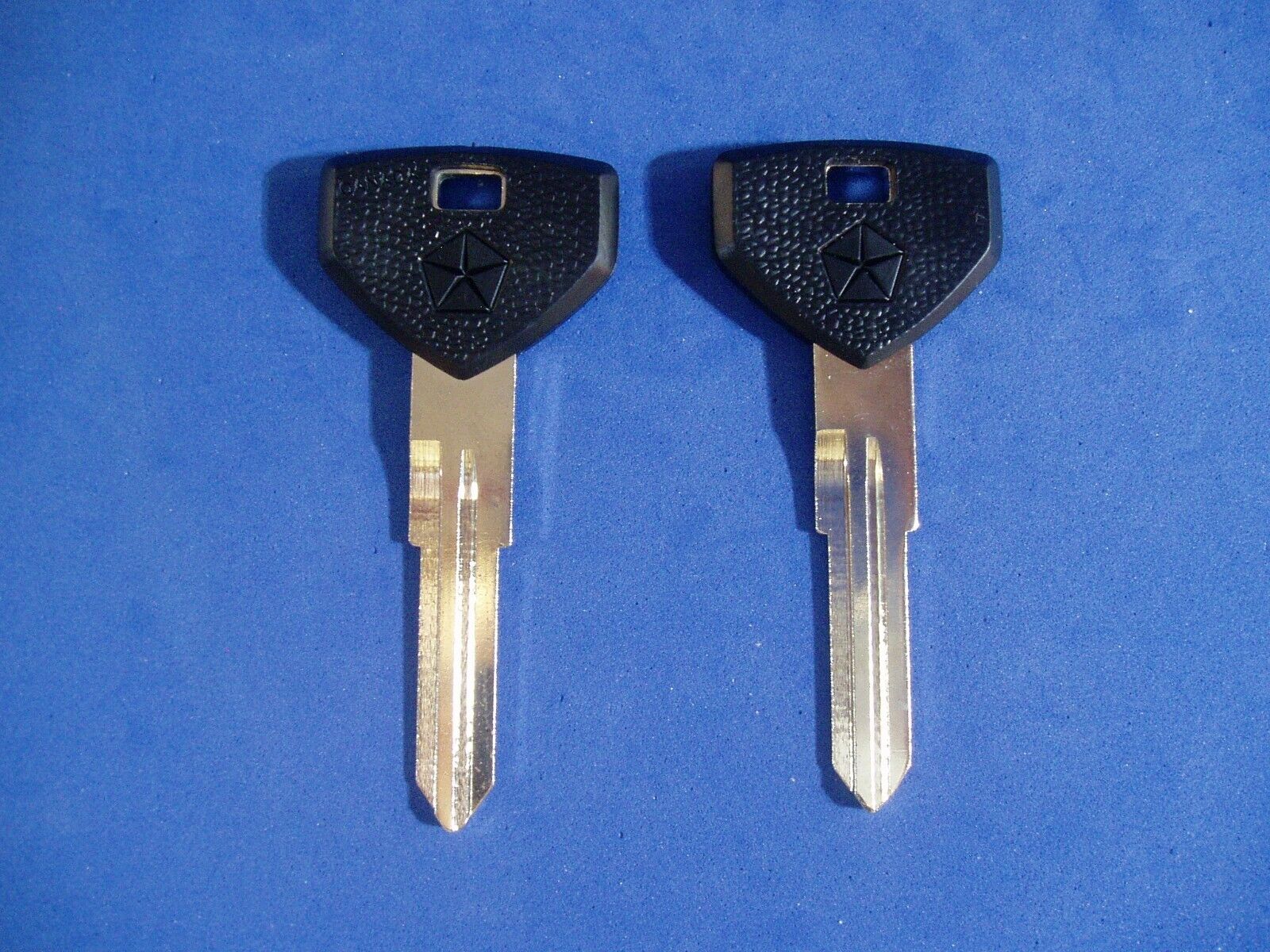 LOT OF TWO GENUINE CLASSIC CHRYSLER RUBBER HEADED KEY BLANK DODGE EAGLE