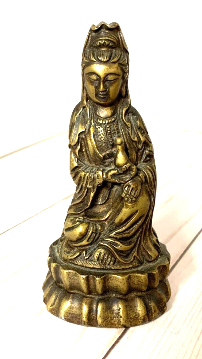 Vintage Brass Chinese Statue Kuan-Yin Open Bottom Nice Detail