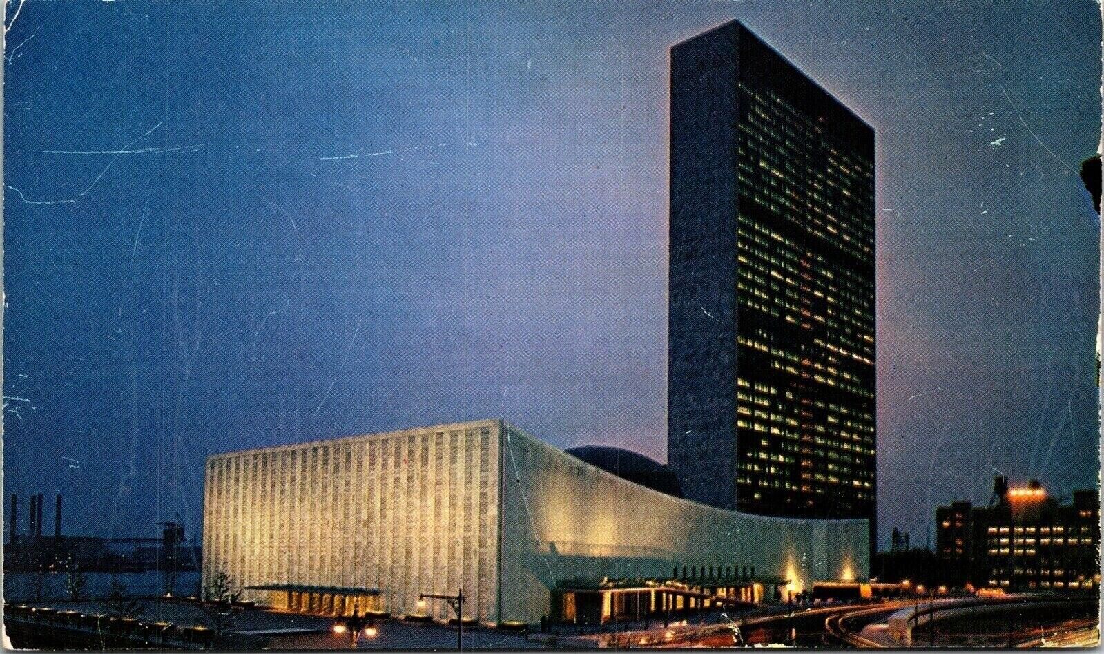 United Nations General Assembly Hall Building New York City NY Chrome Postcard