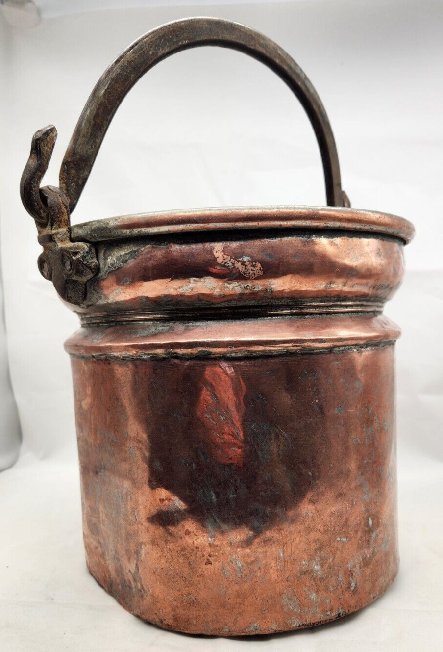 Large Vintage Copper Pot Planter with Heavy Handle 10\