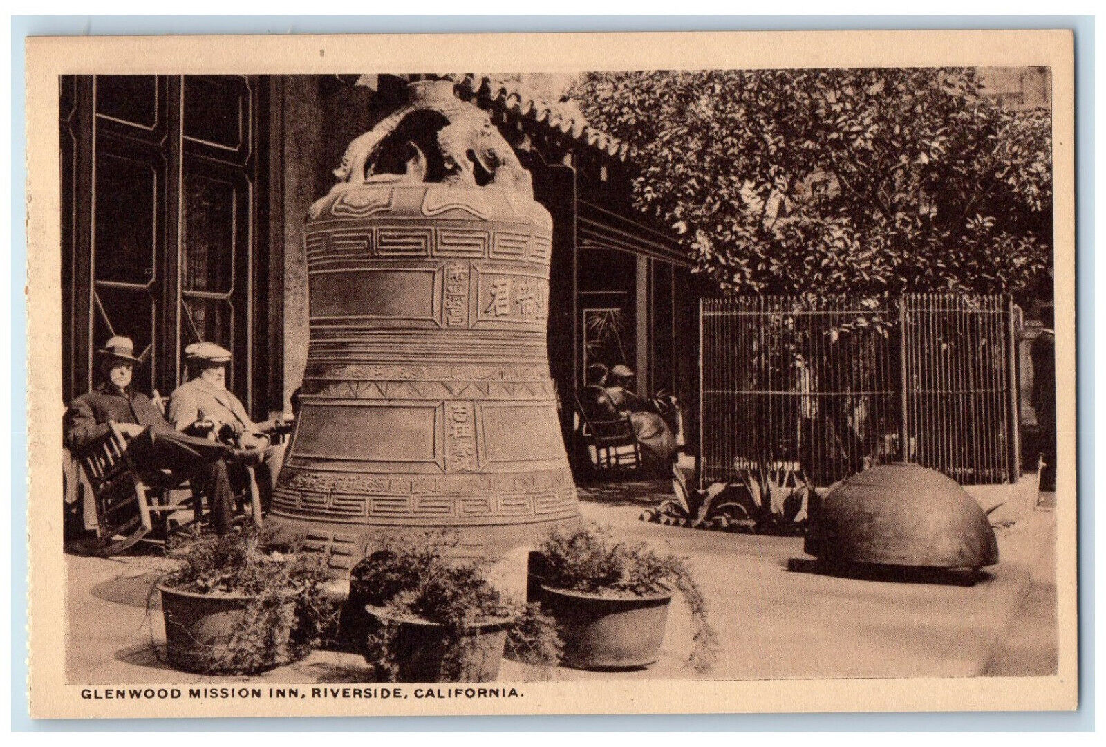 c1940\'s Big Chinese Bell Glenwood Mission Inn Riverside California CA Postcard