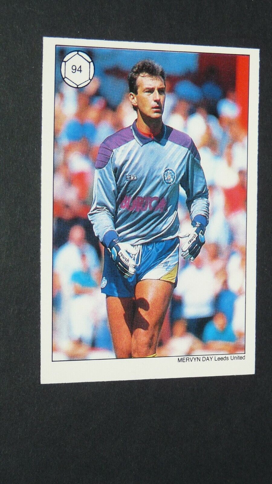 #94 MERVYN DAY LEEDS UNITED PEACOCKS FOOTBALL CARD TOPPS 1989 SAINT & GREAVSIE