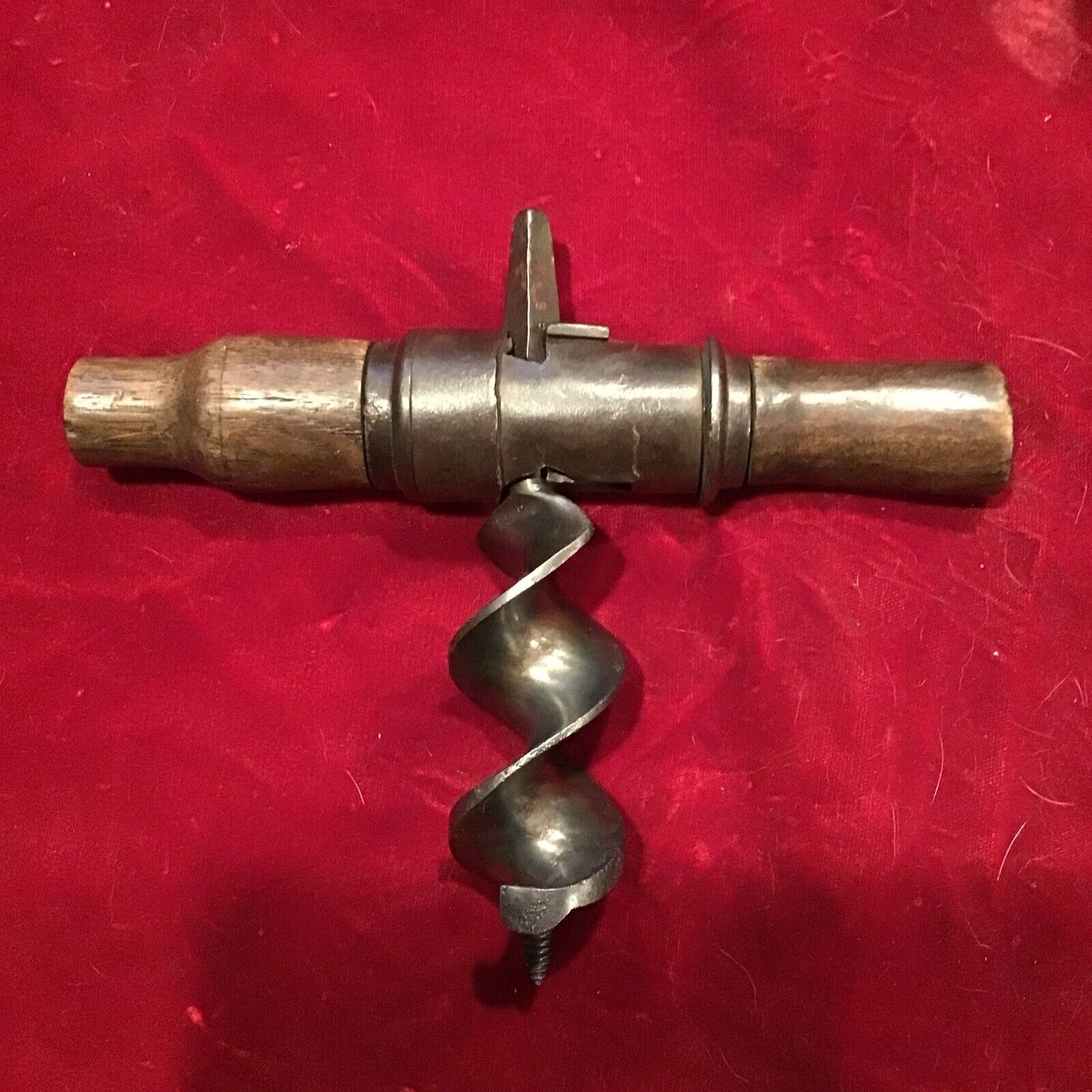 Rare Antique, universal auger handle Threaded,  adjustable 7.5” vintage Tools.