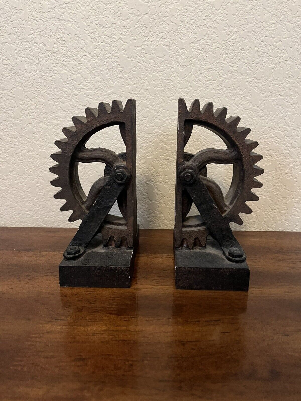 Rustic Wheel Gear Bookends Solid Resin, Brown/ Black 7” Tall