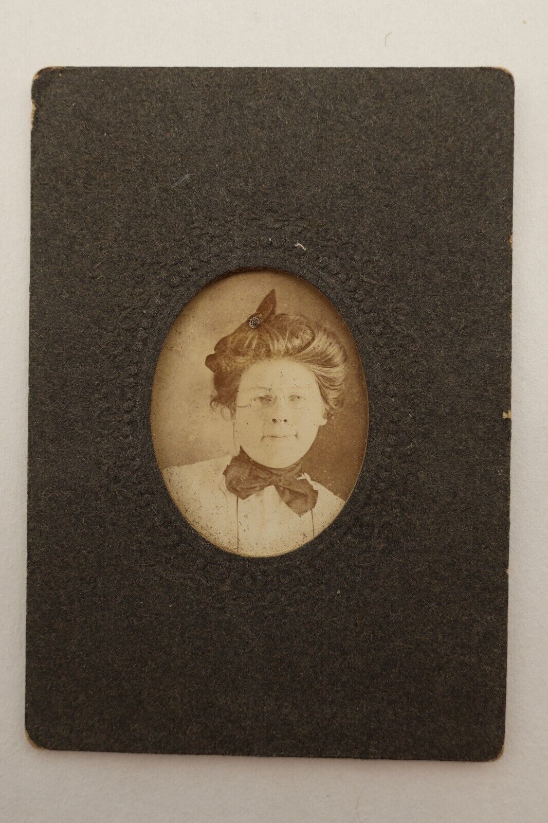 Antique Portrait of a Woman Carte de Visite Van Bibber\'s Penny Photo Dixon, IL