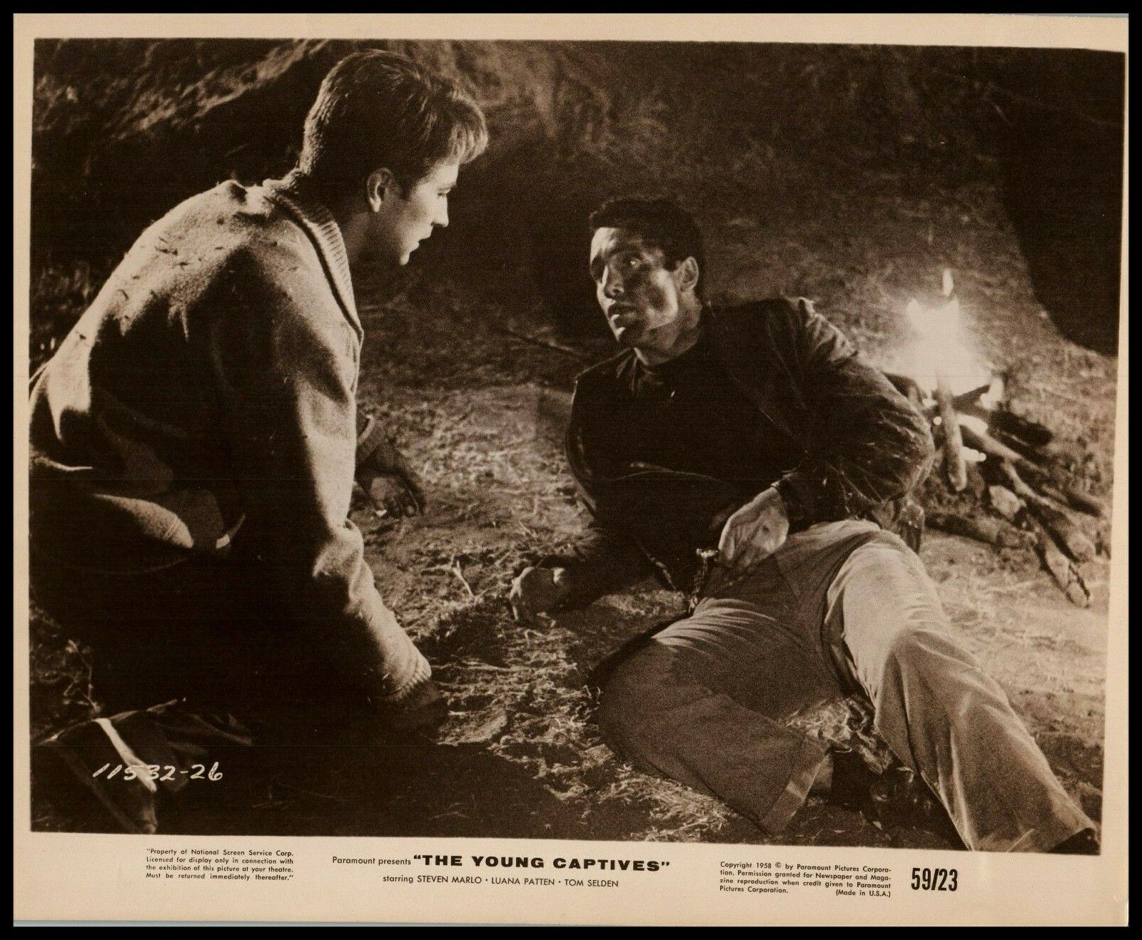 Steven Marlo + Tom Selden in The Young Captives (1958) ORIGINAL PHOTO M 66