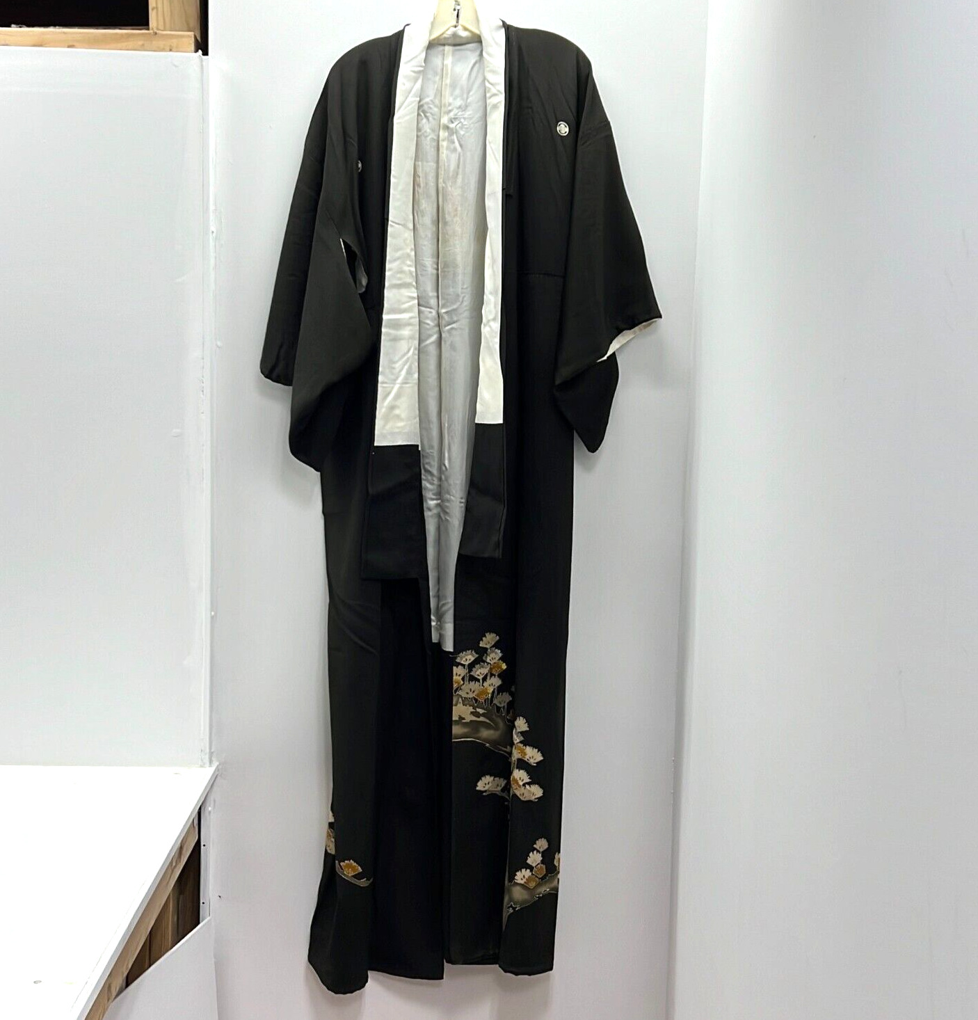 Women\'s Black Silk Floral Family Crest Japanese Tomesode Kimono