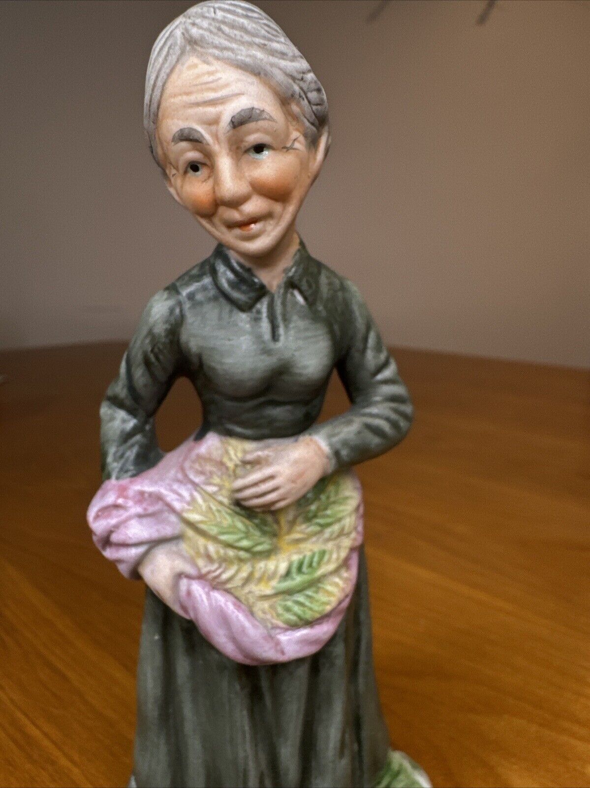Vintage Porcelain Ceramic Bisque Old Woman Figurine Gathering Wheat Apron