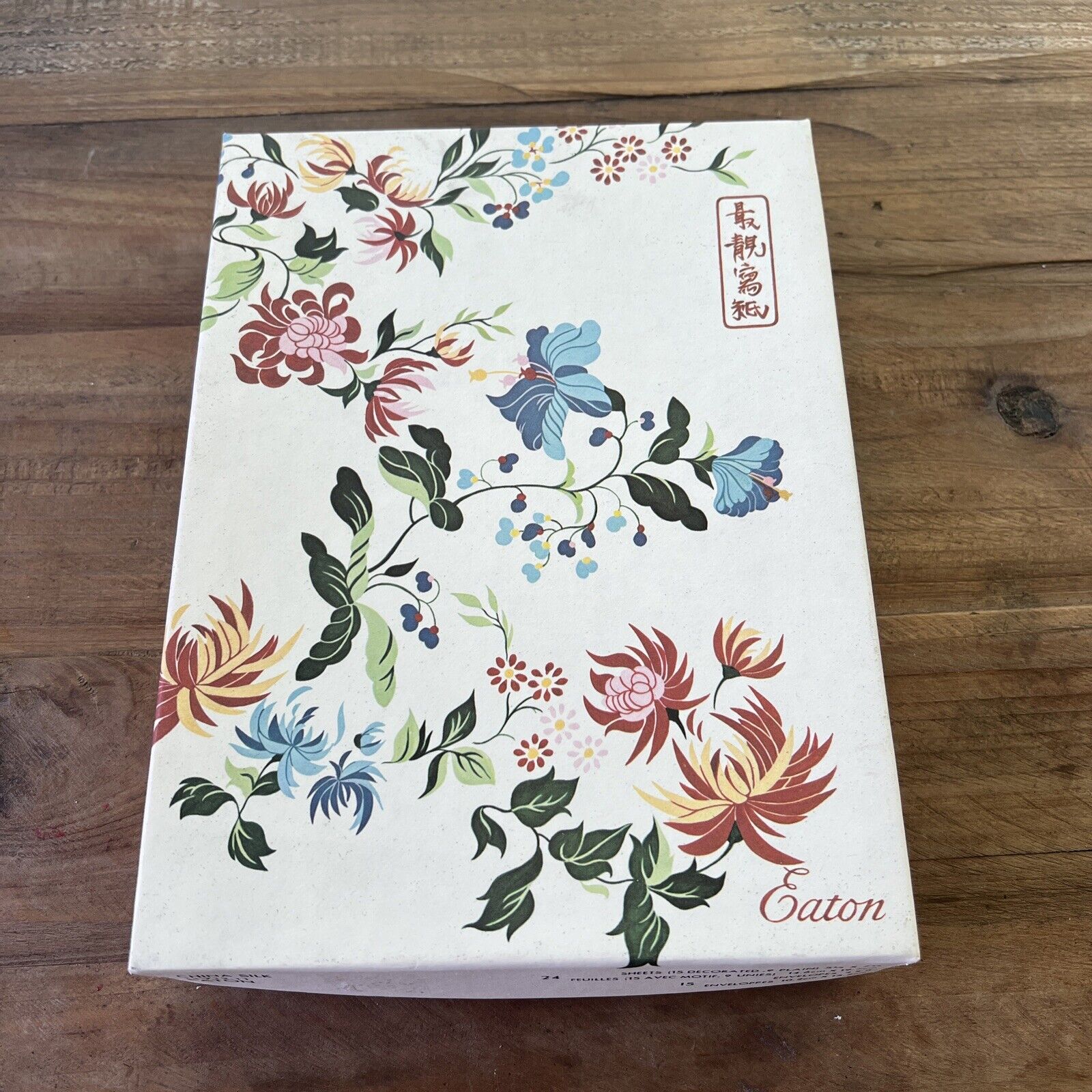 Vintage Eaton Stationary Box Set China Silk Flowers Sheets Envelopes 14-712-11