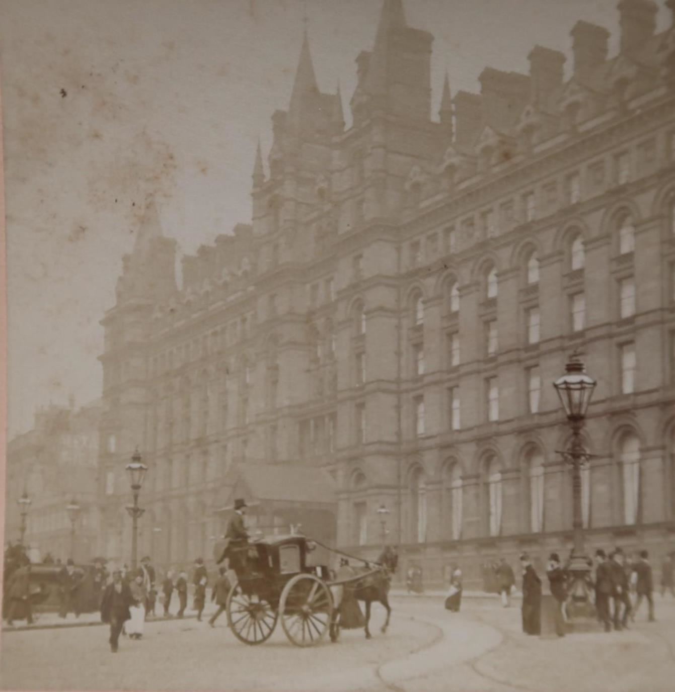 1891 LIVERPOOL ENGLAND LIME STREET HOTEL HORSES CARRIAGES STEREOVIEW 30-30