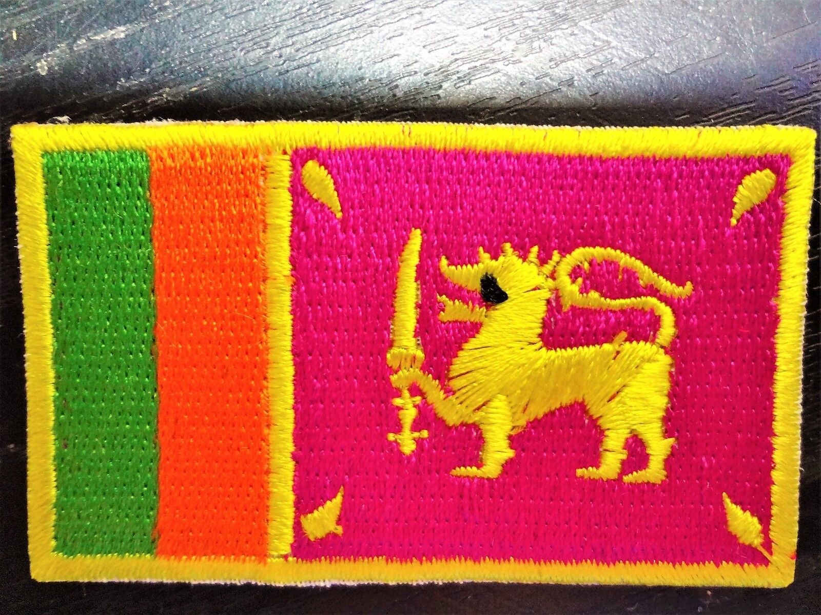 SRI LANKA Sri Lankan Ceylon Country Flag Embroidered PATCH Badge *NEW*