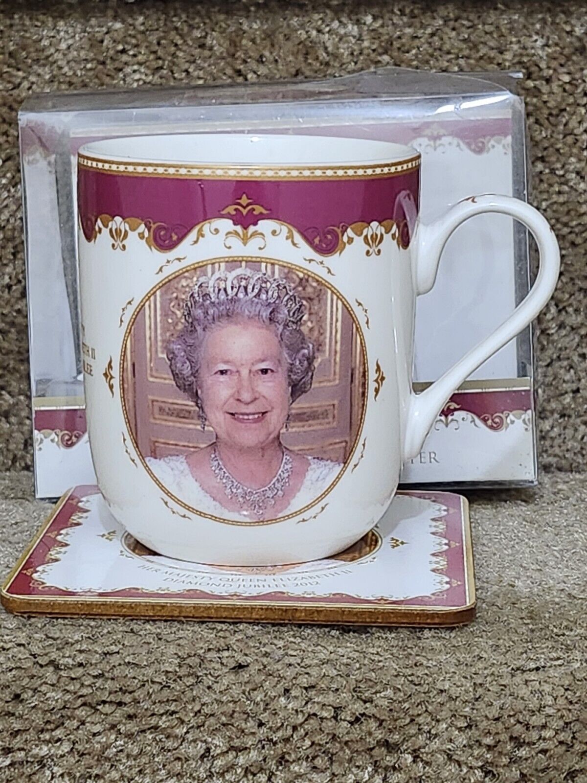 Queen Elizabeth Diamond Jubilee 2012 Mug and Coaster New Old Stock 3.5\