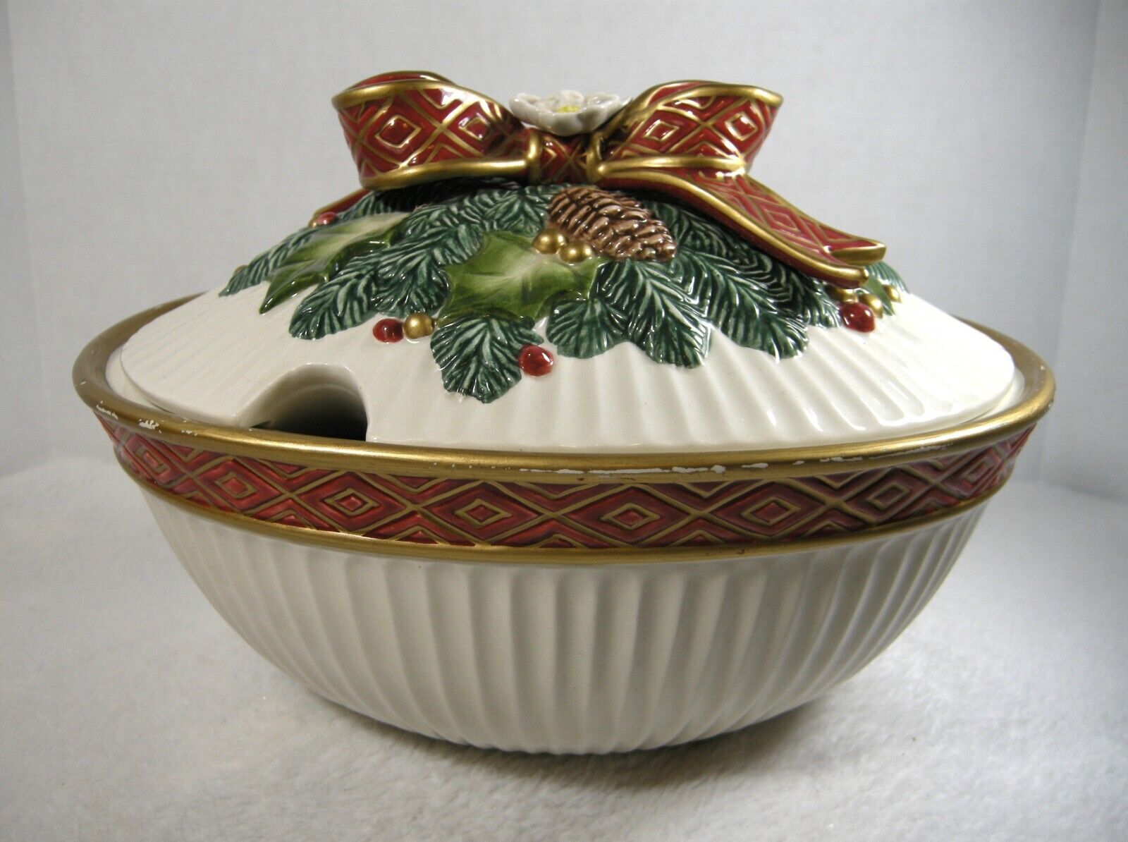 Fitz and Floyd Tureen with lid (no ladle) Christmas Rose Vtg 1995 Discontinued
