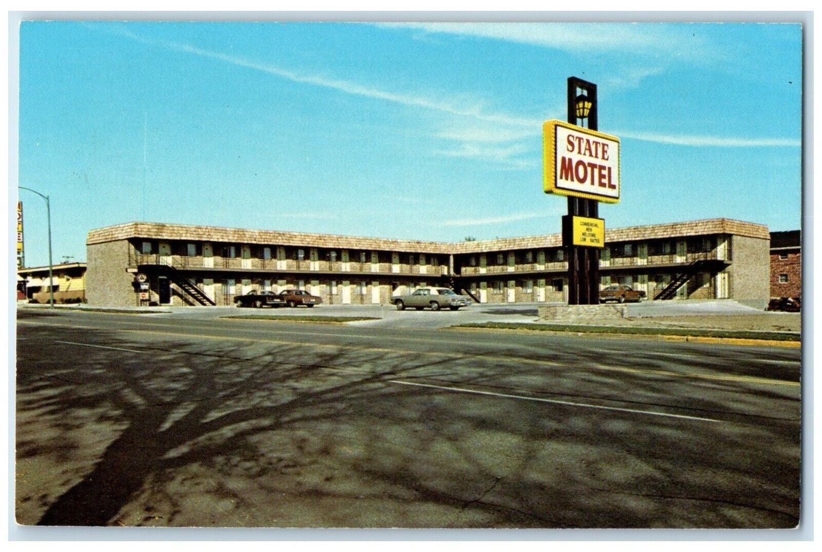 c1960 State Motel Euclid Hiway Exterior Building Pierre South Dakota SD Postcard