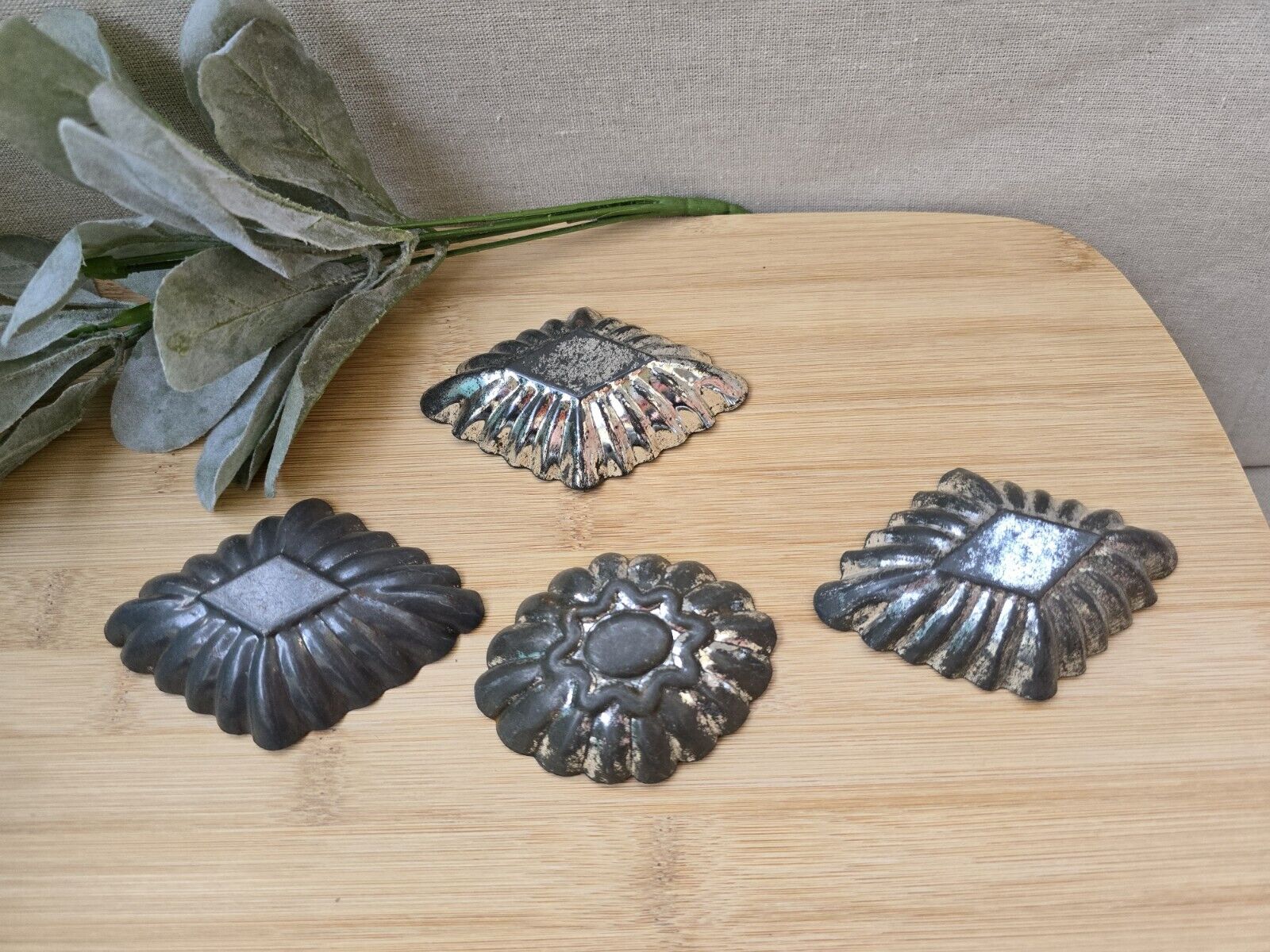 Vintage Miniature Metal Tin LOT Molds Tart Shells Candy Baking Soap Crafts