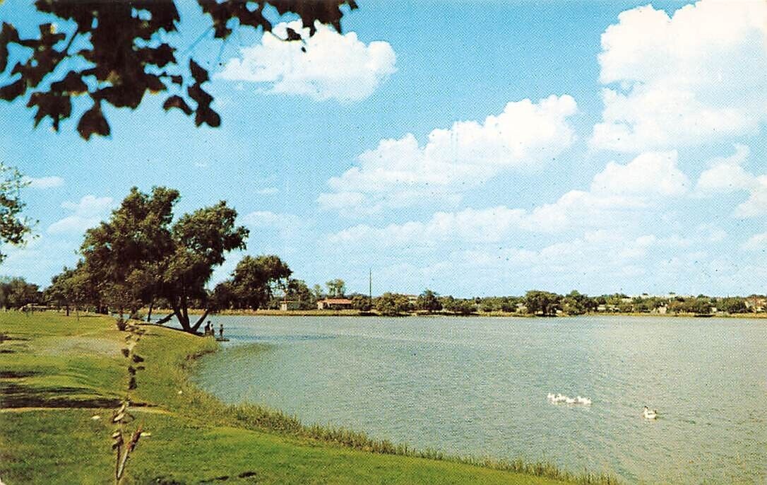 Postcard Woodlawn Lake San Antonio Texas