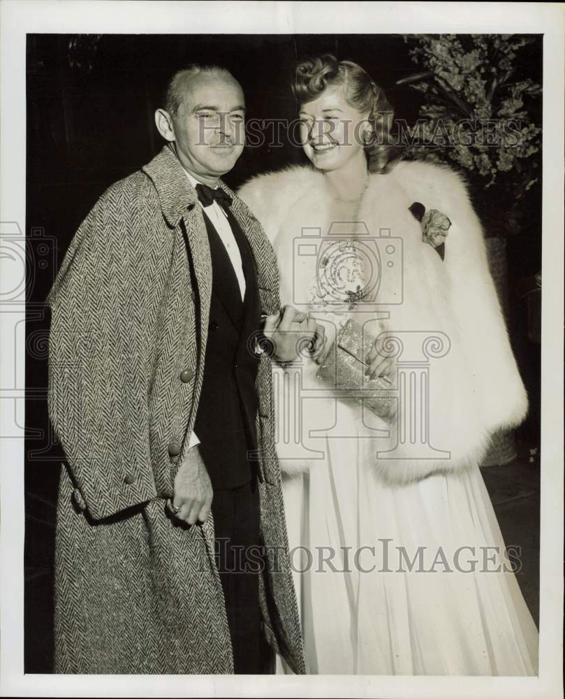 1948 Press Photo Helen Walker at Hollywood premiere with H. Bruce Humberstone