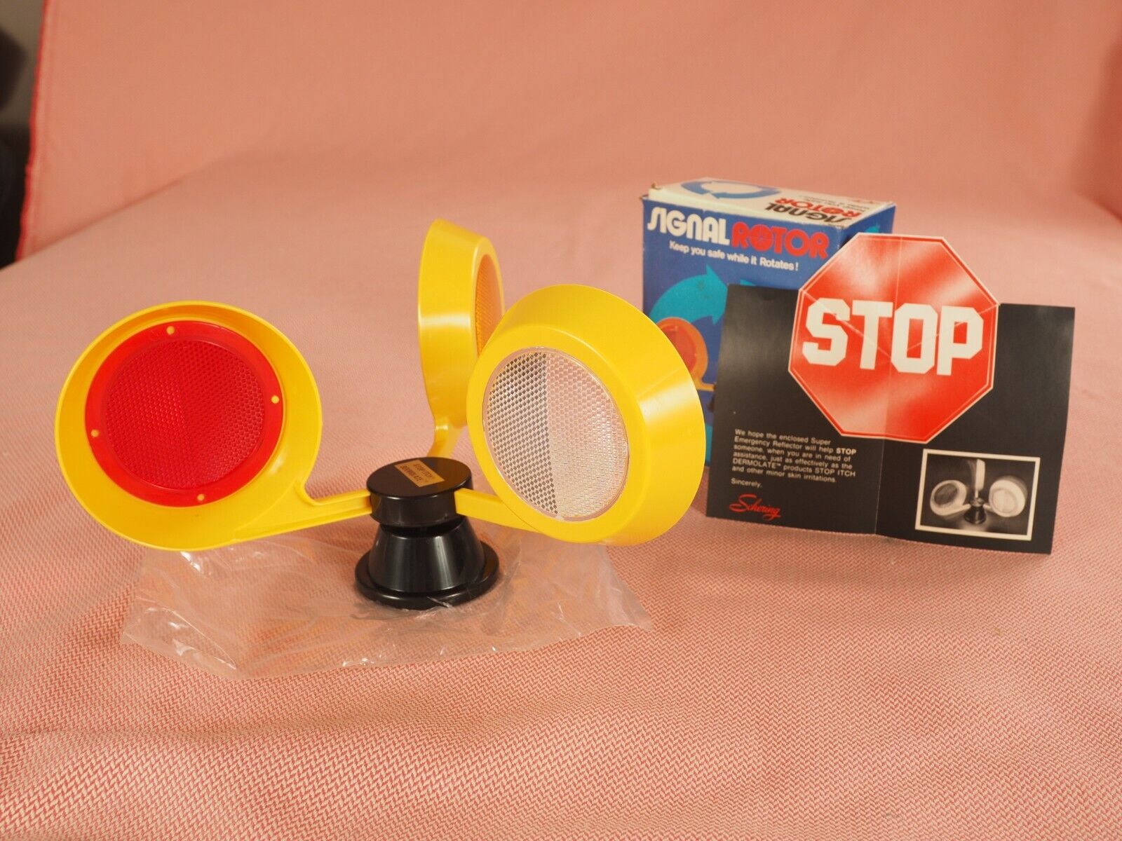 Vintage Signal Rotor Warning Road Signal Safety Reflectors Plastic Magnetic