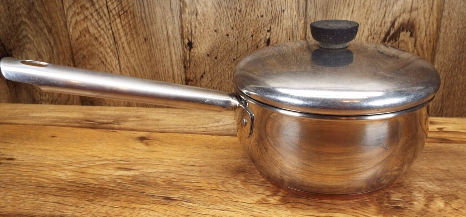 Revere Ware COPPER BOTTOM-2 Quart / 1.9 L Pot Stainless Saucepan-W/ LID