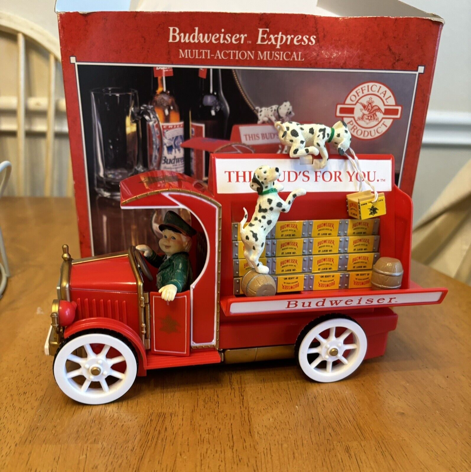 Enesco 1997 Budweiser express multi action musical truck Here Comes The King VTG
